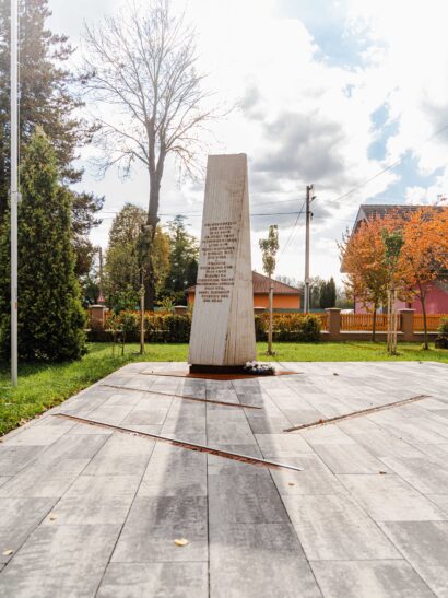 Památník-letců-10.jpg